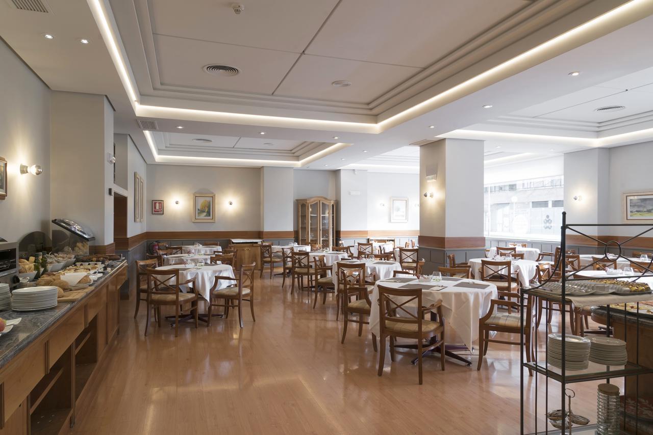 Blanca De Navarra Hotel